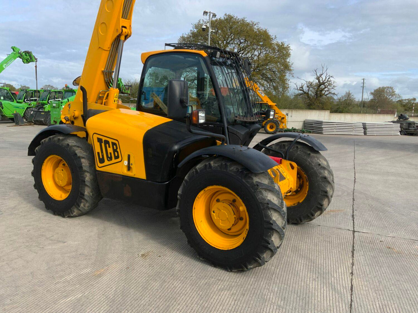 INCARCATOR TELESCOPIC JCB 531 70 - VASTech Machinery 
