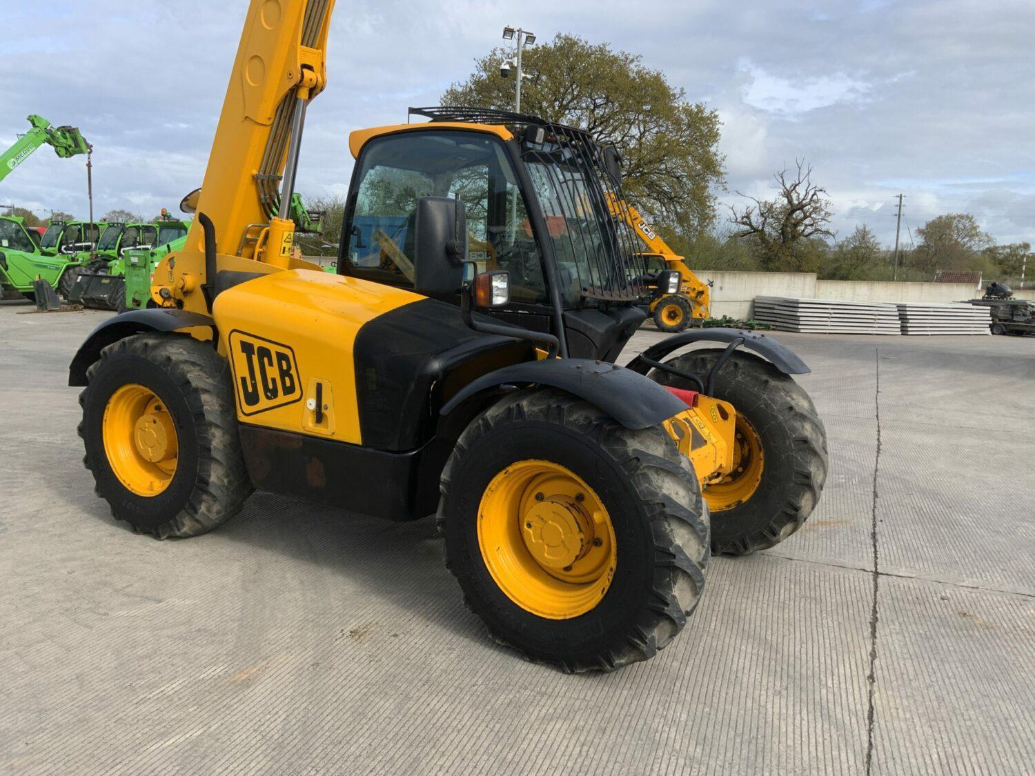 INCARCATOR TELESCOPIC JCB 531 70 - VASTech Machinery 