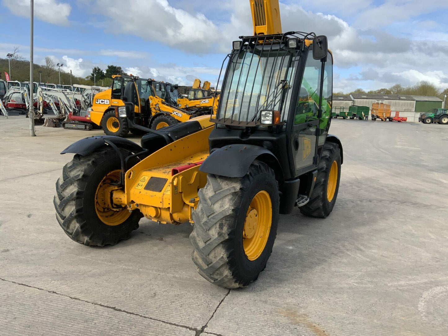 INCARCATOR TELESCOPIC JCB 531 70 - VASTech Machinery 