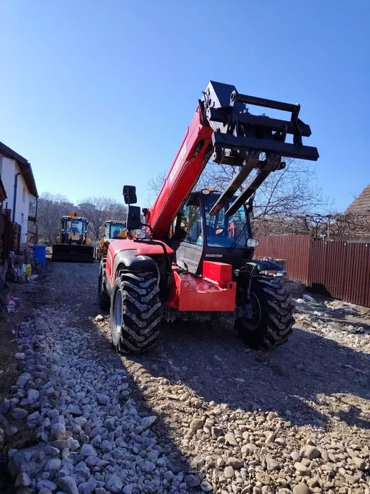Incarcator telescopic Manitou 845-120 - VASTech Machinery 