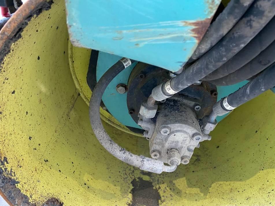 Cilindru lis - Ammann ARX 16