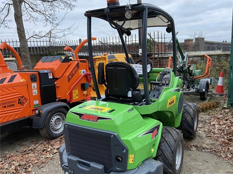 Incarcator frontal - Avant 640I