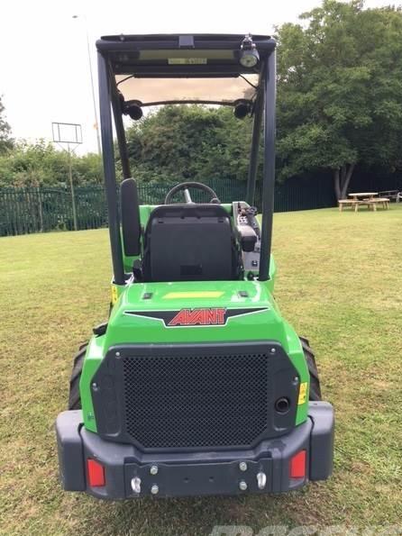 Incarcator frontal - Avant 650I