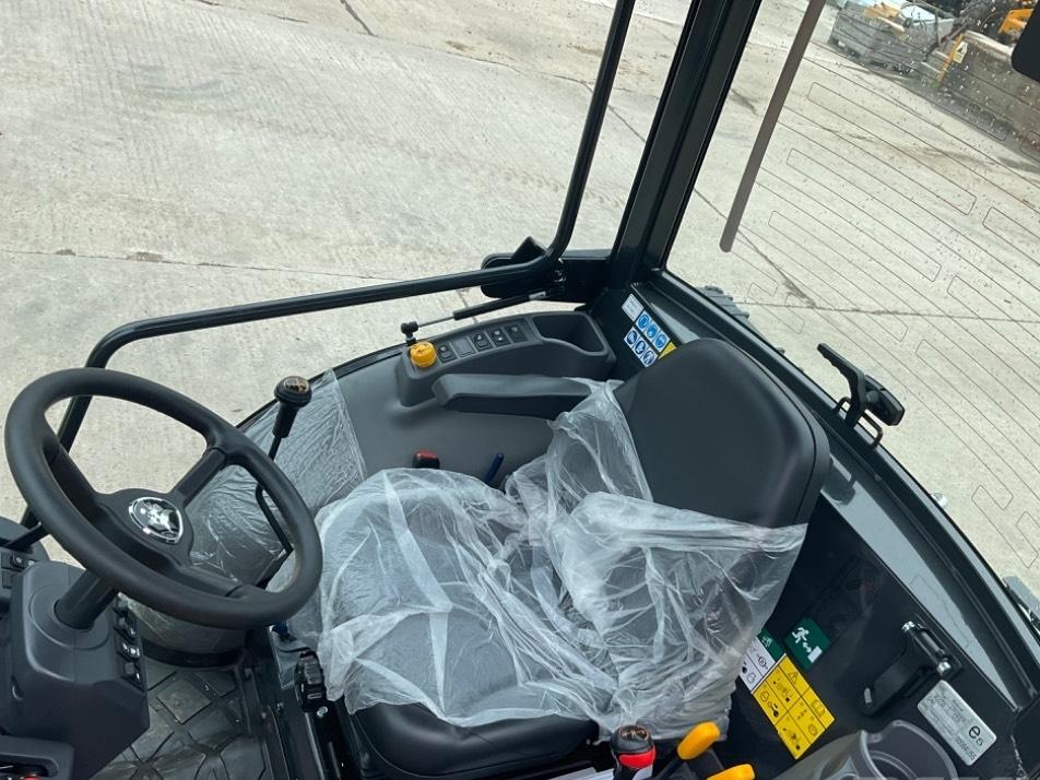 Tractor - Bobcat CT 2535