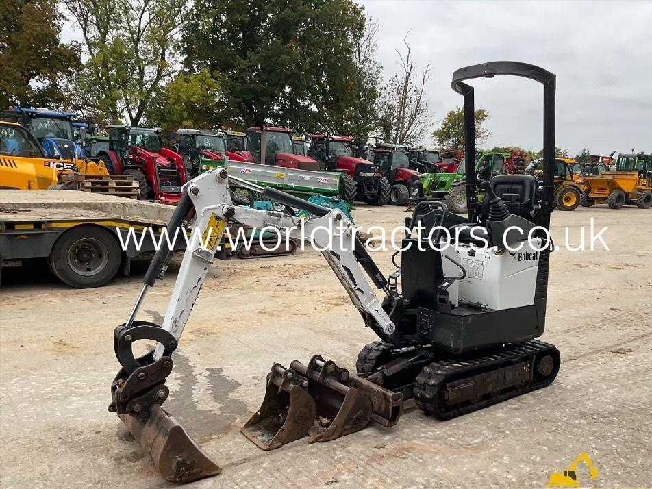 Miniexcavator - Bobcat E 10