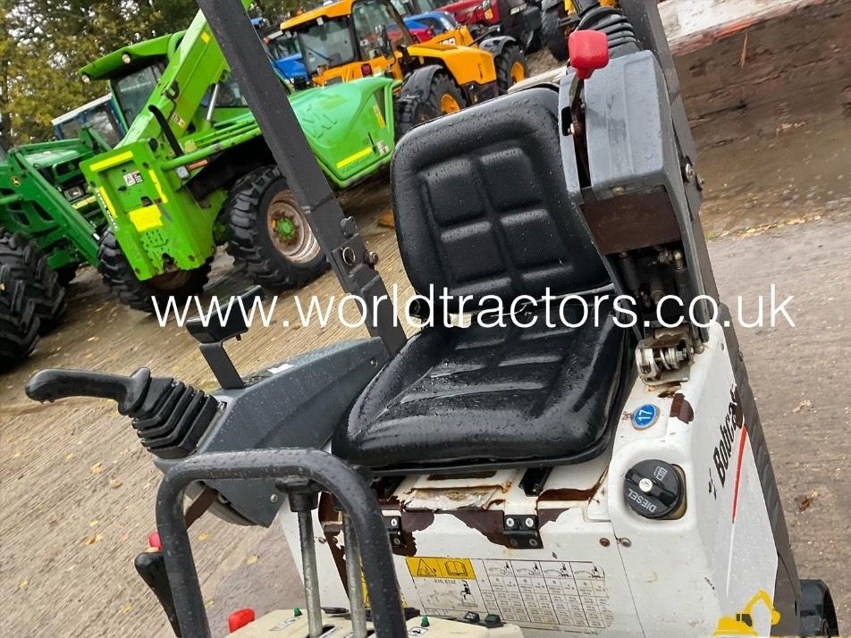 Miniexcavator - Bobcat E 10z