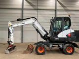 Excavator pe roti - Bobcat E 57 W