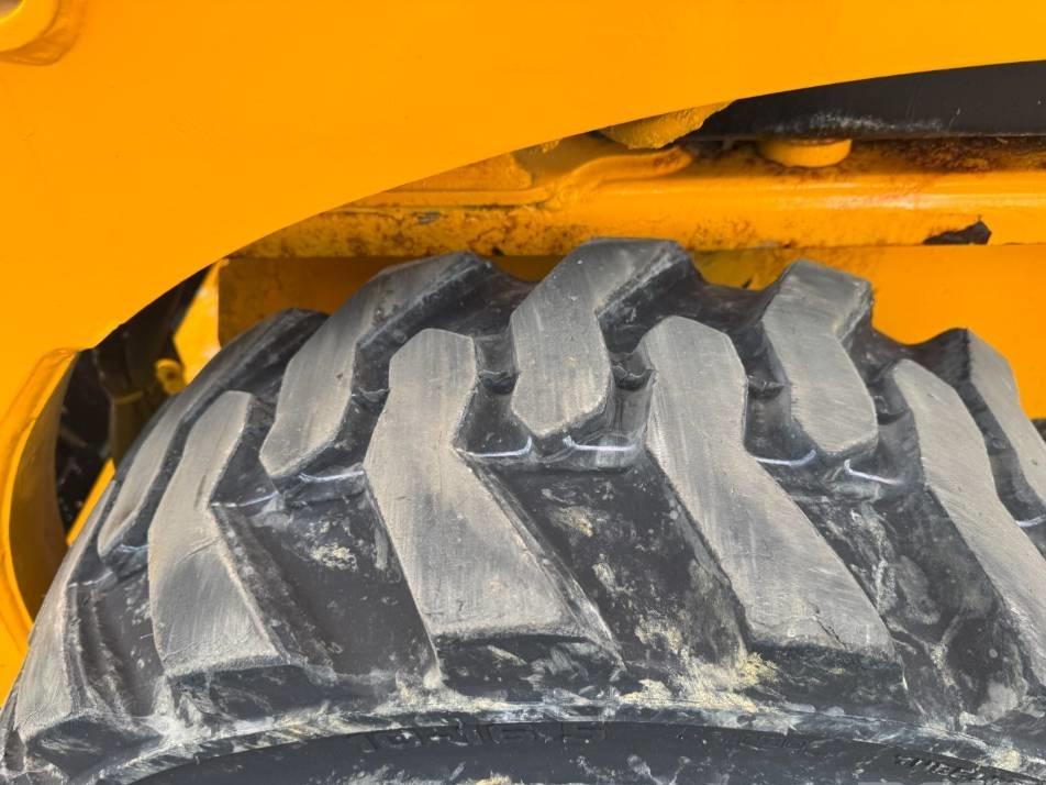 Mini incarcator - Bobcat S 450