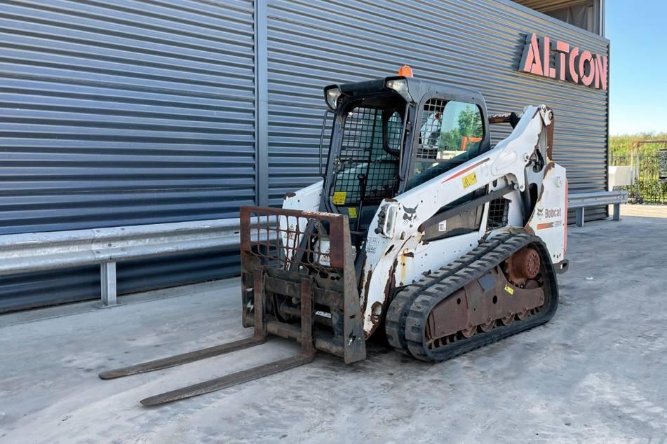 Mini incarcator - Bobcat T 590