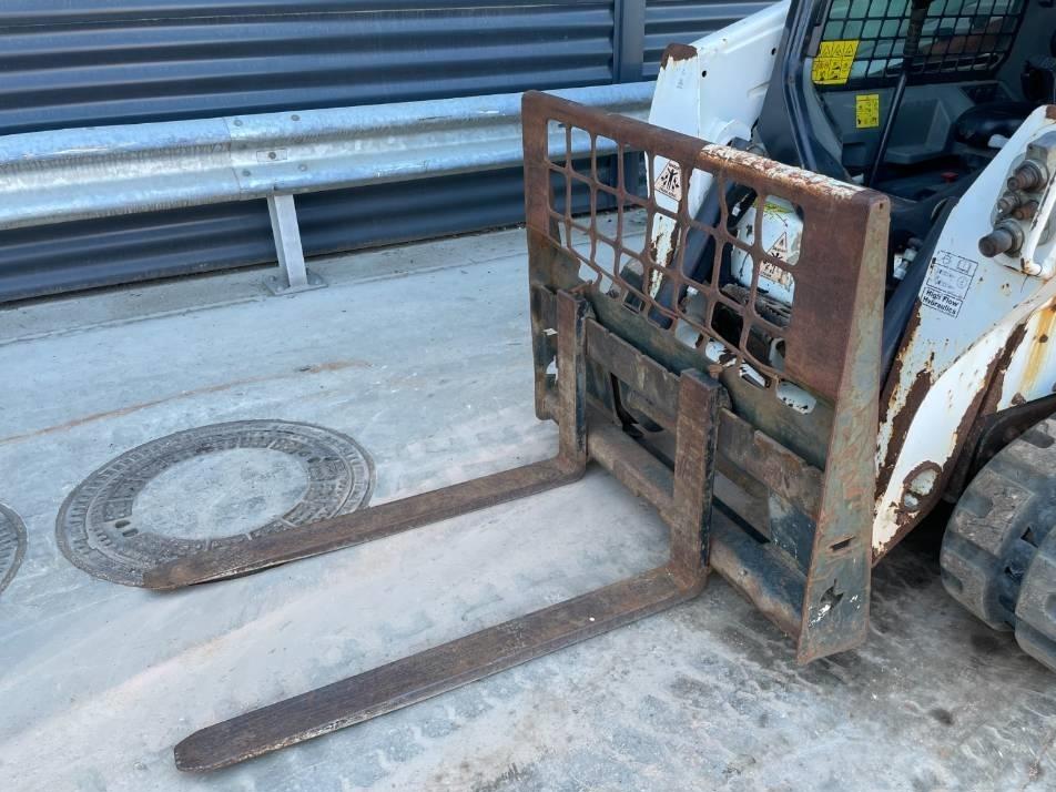 Mini incarcator - Bobcat T 590