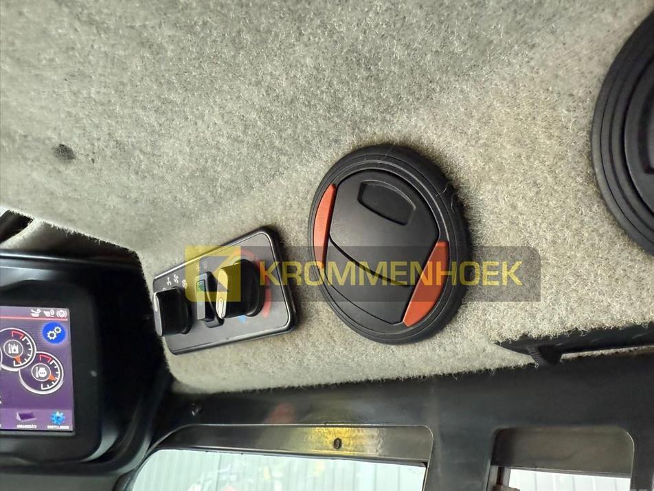 Mini incarcator - Bobcat T 76 Laser Grader 244 cm HD