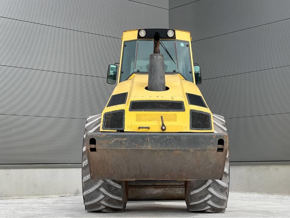 Cilindru terasier - Bomag BW 213 DH-4