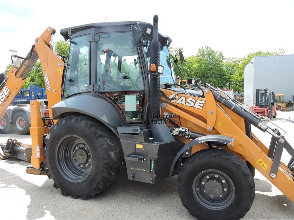 Buldoexcavator - Case 580SV