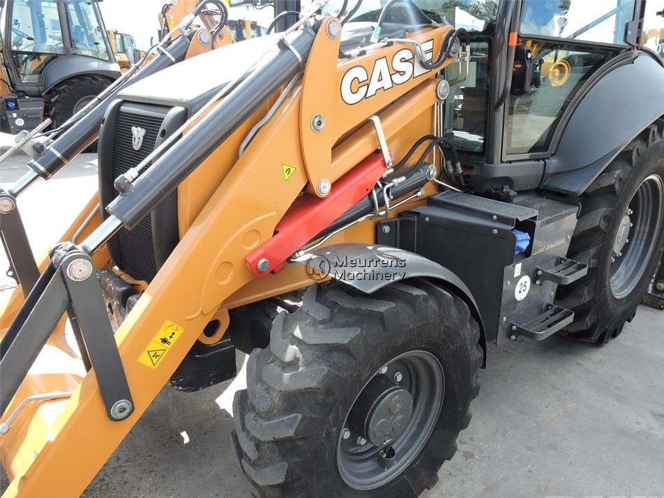 Buldoexcavator - Case 580SV