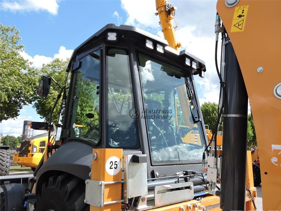 Buldoexcavator - Case 580SV