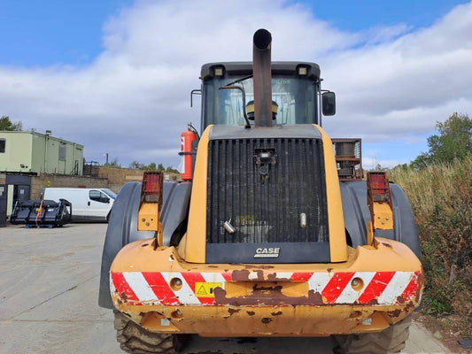 Incarcator frontal - Case 821 FXR