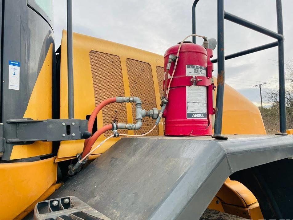 Incarcator frontal - Case 821 FXR