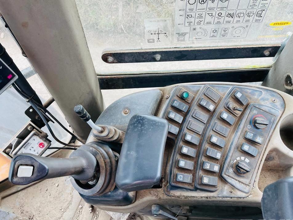 Incarcator frontal - Case 821 FXR