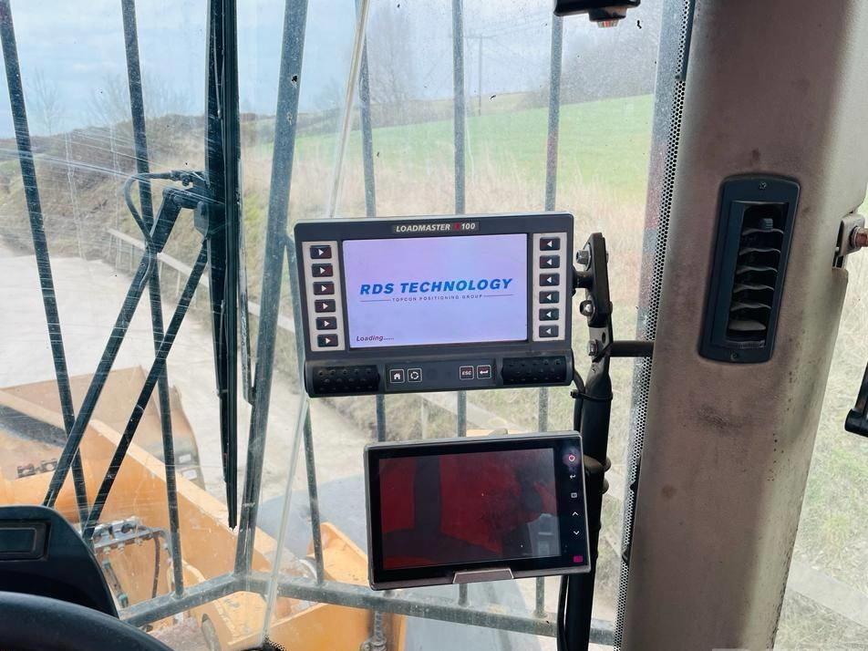 Incarcator frontal - Case 821 FXR