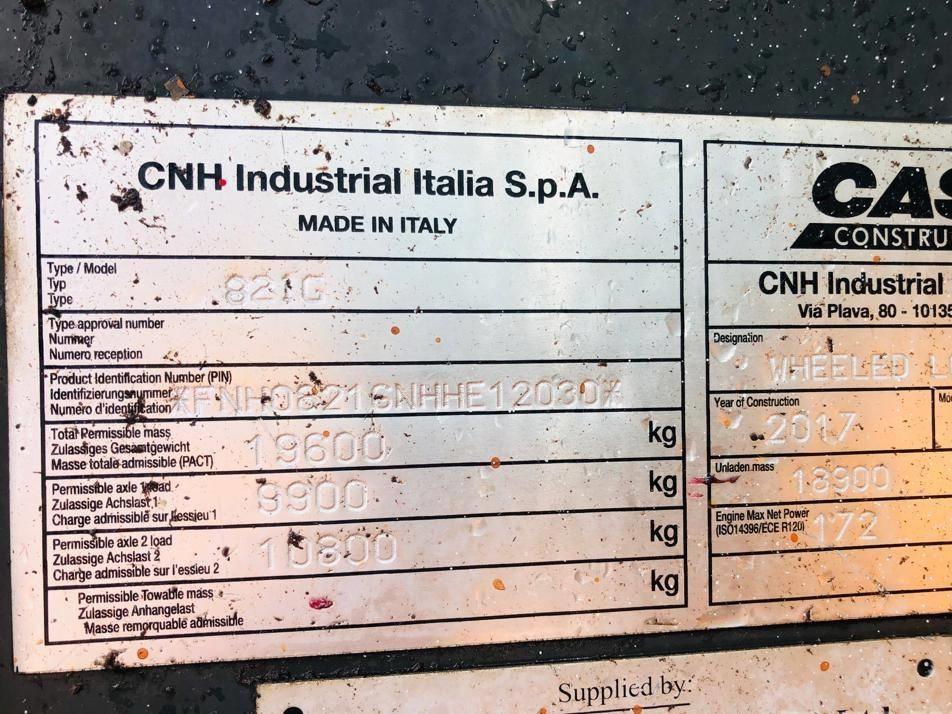 Incarcator frontal - Case 821 GXR