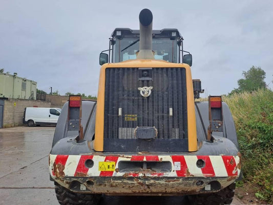 Incarcator frontal - Case 821g