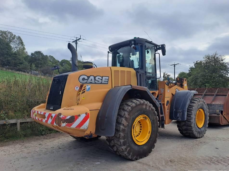 Incarcator frontal - Case 921FXR