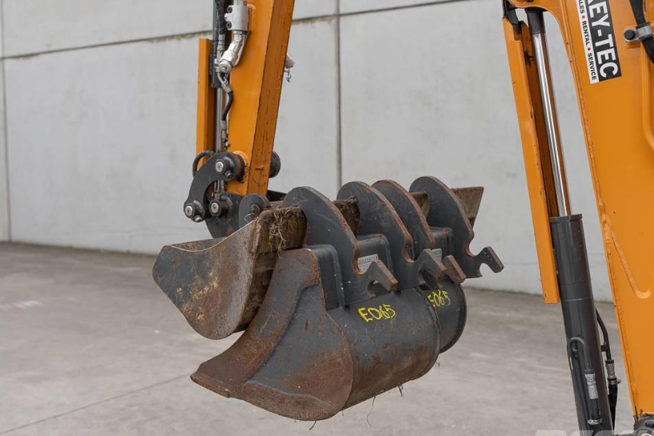 Miniexcavator - Case CX 17 C