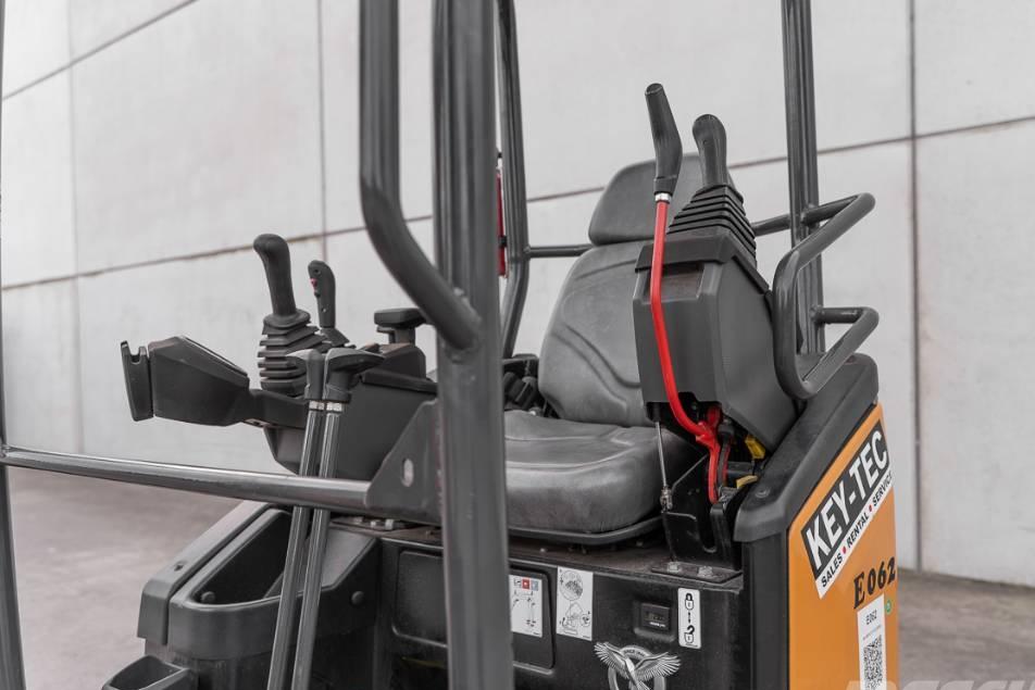 Miniexcavator - Case CX 17 D