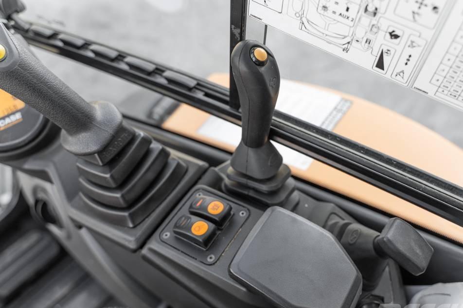 Miniexcavator - Case CX 25 D