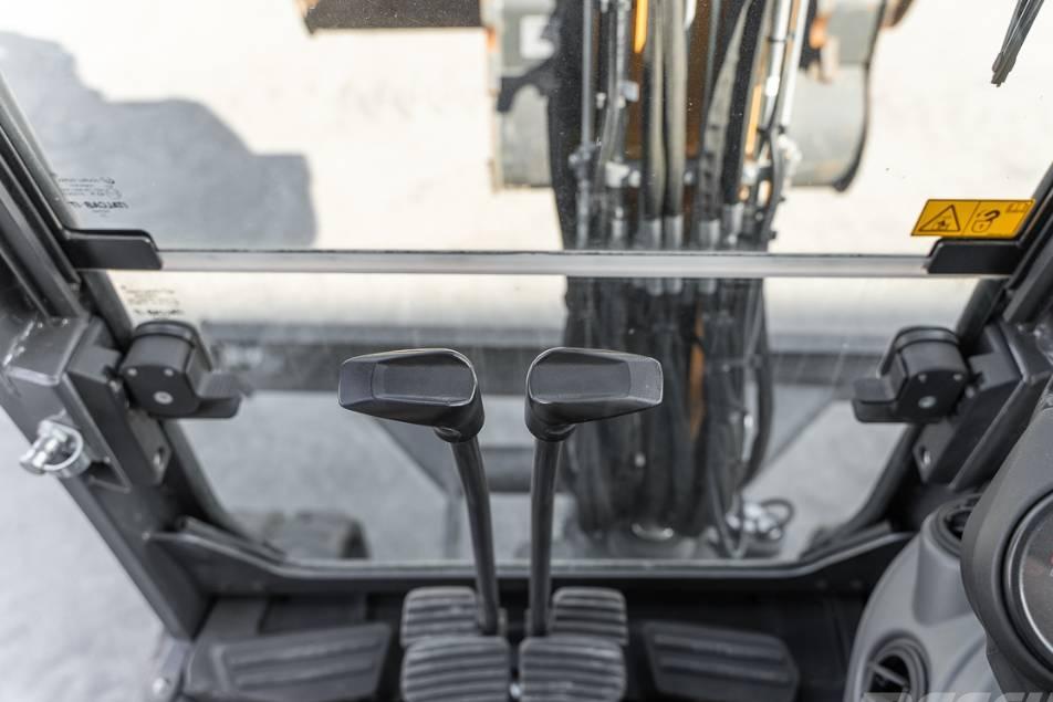 Miniexcavator - Case CX 25 D