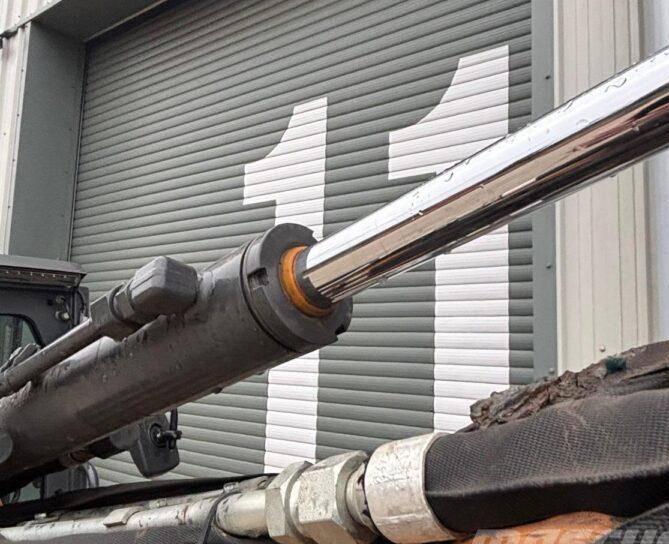 Miniexcavator - Case CX22D Engcon