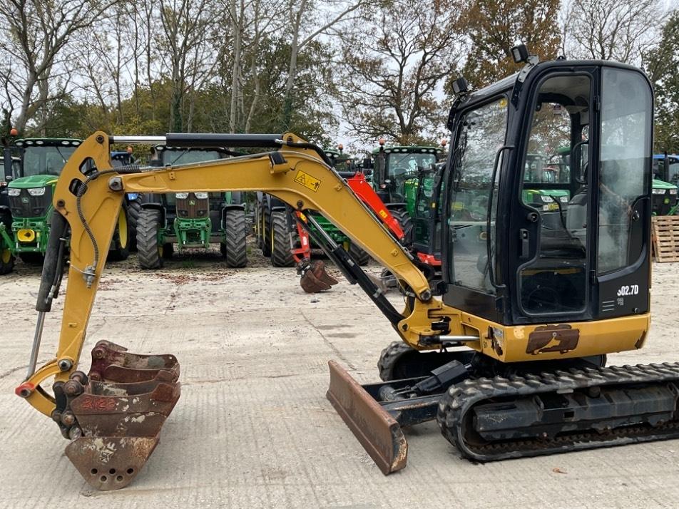 Miniexcavator - CAT 302.7 D CR