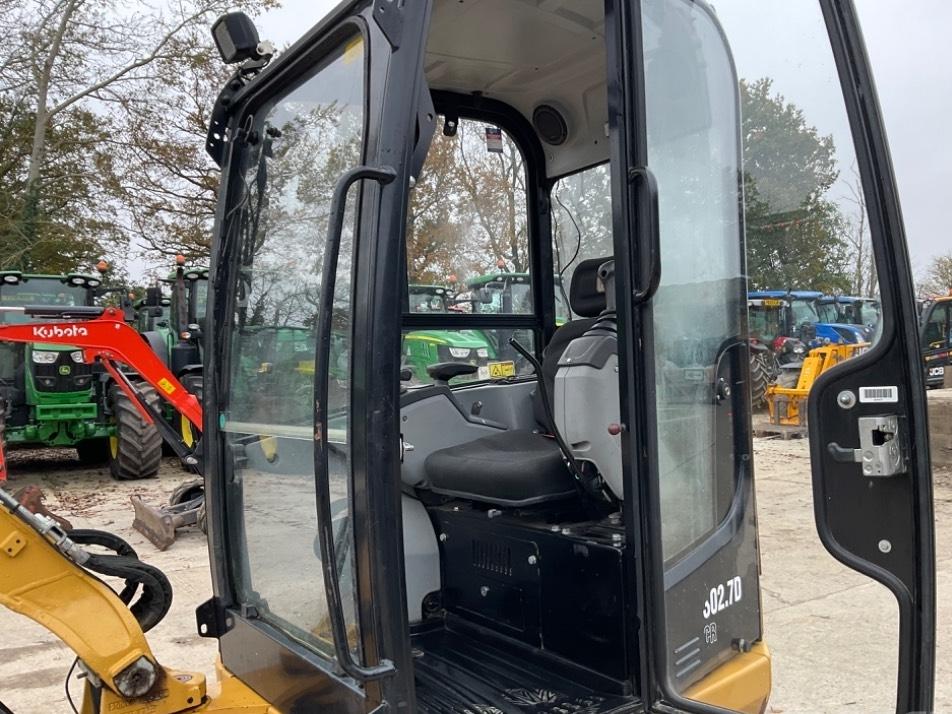 Miniexcavator - CAT 302.7 D CR