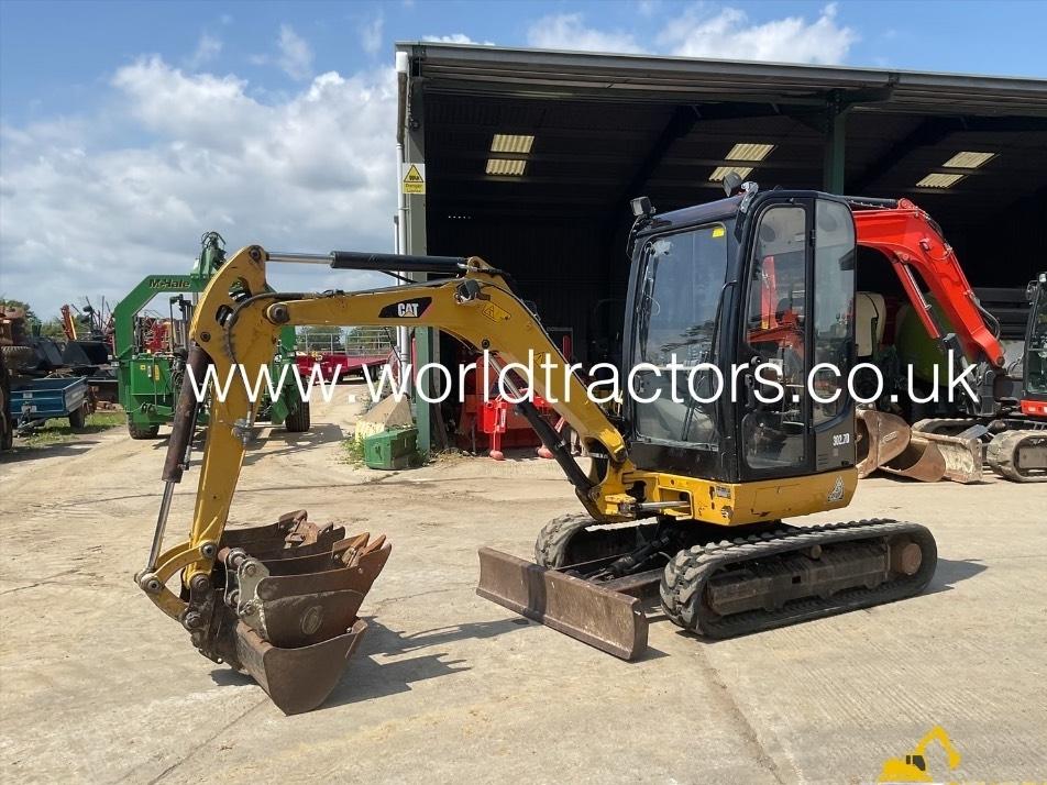 Miniexcavator - CAT 302.7 D