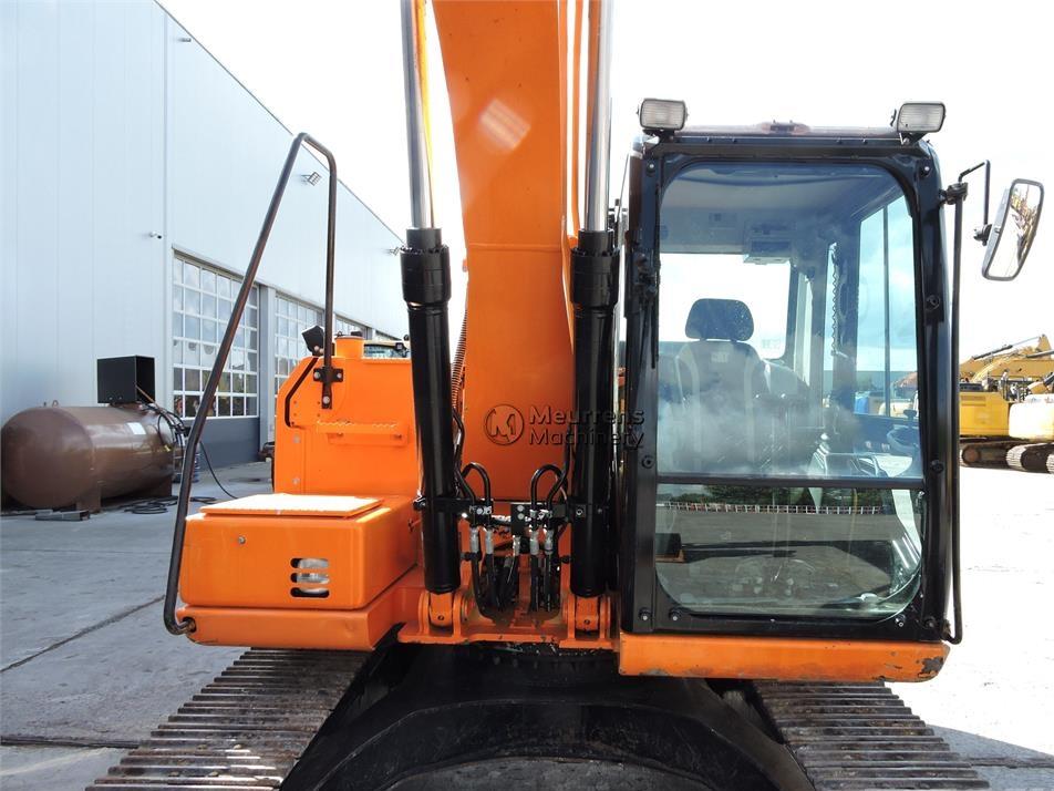 Excavator pe senile - CAT 313FL