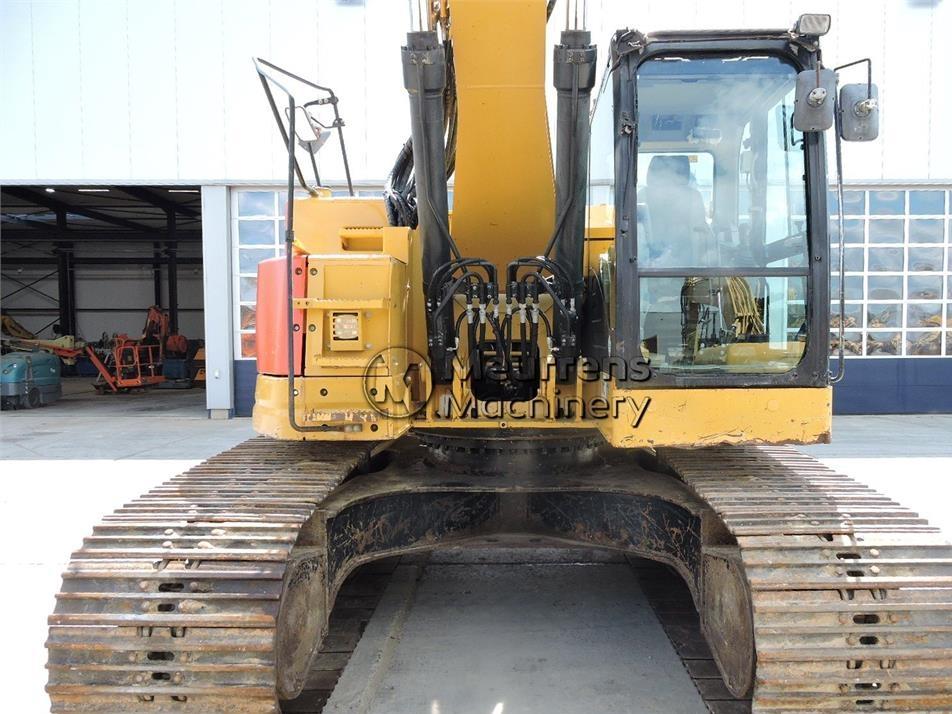 Excavator pe senile - CAT 328 D