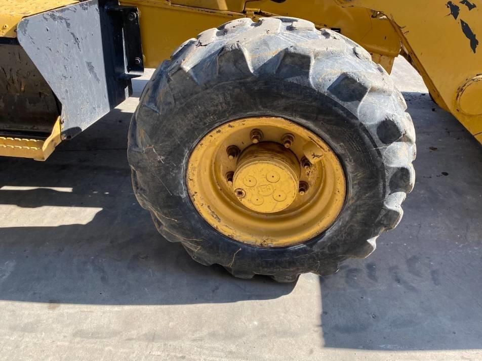 Buldoexcavator - CAT 422 F TURBO