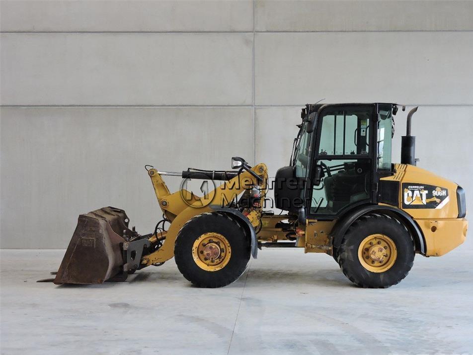 Incarcator frontal - CAT 906 H + FORK