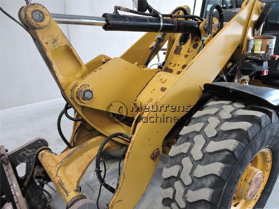 Incarcator frontal - CAT 906 H + FORK