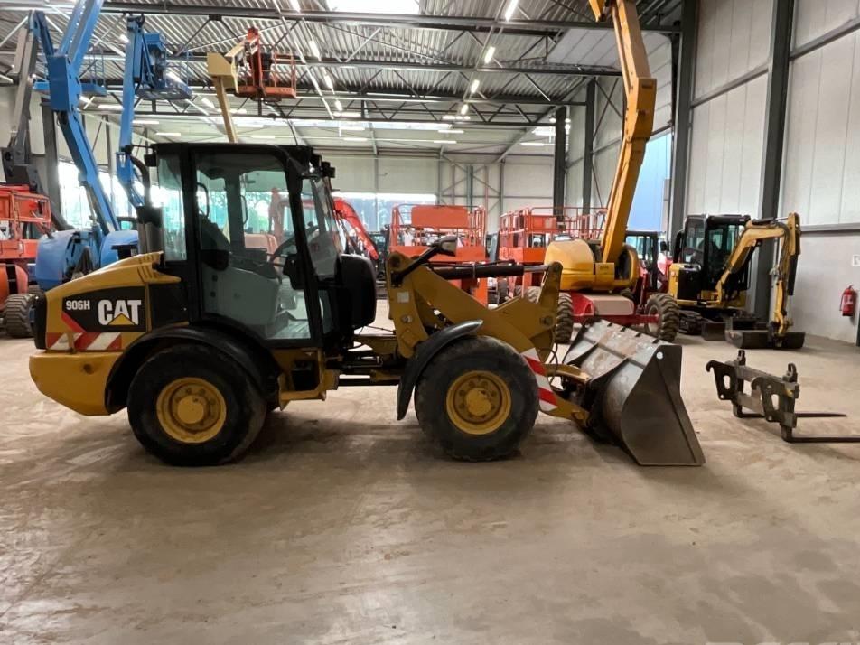 Incarcator frontal - CAT 906 H