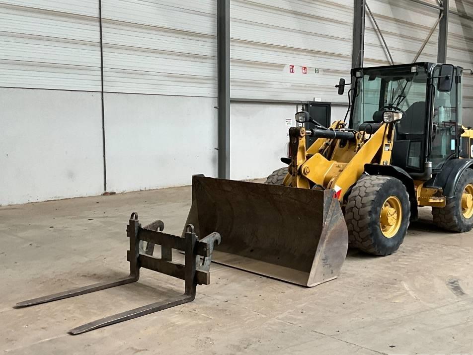 Incarcator frontal - CAT 906 H