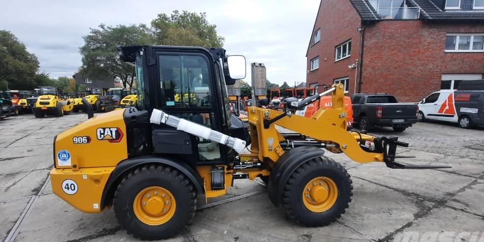 Incarcator frontal - CAT 906