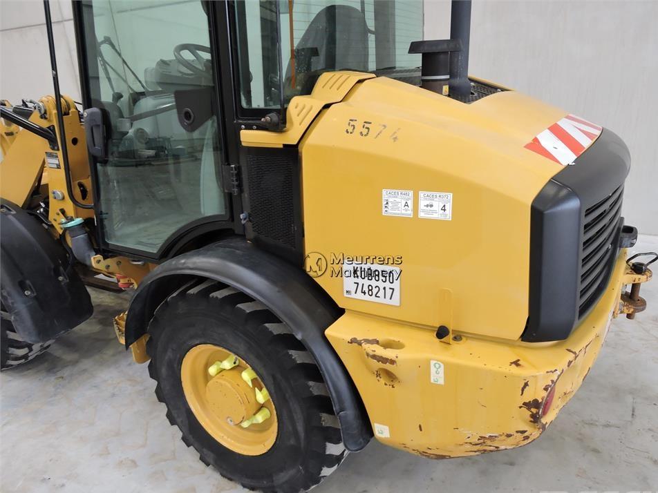 Incarcator frontal - CAT 906M + FORK