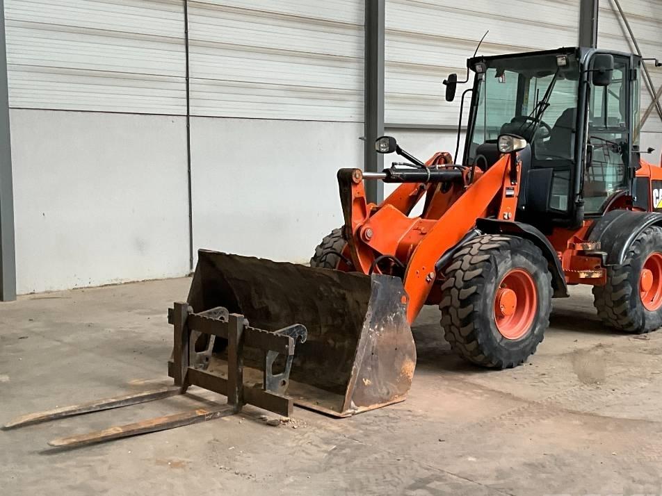 Incarcator frontal - CAT 908 H
