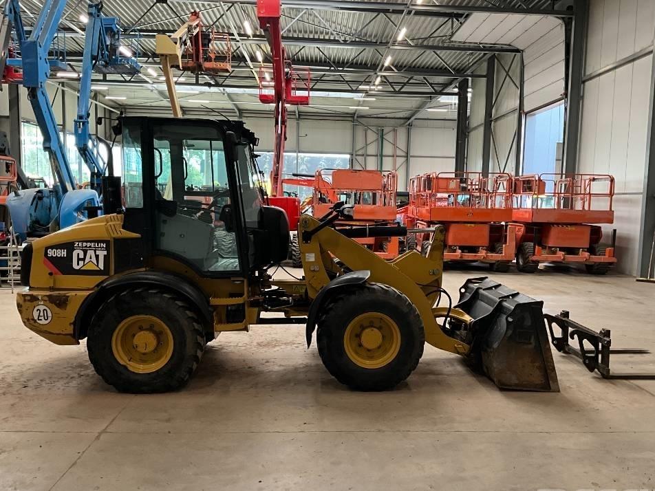 Incarcator frontal - CAT 908 H
