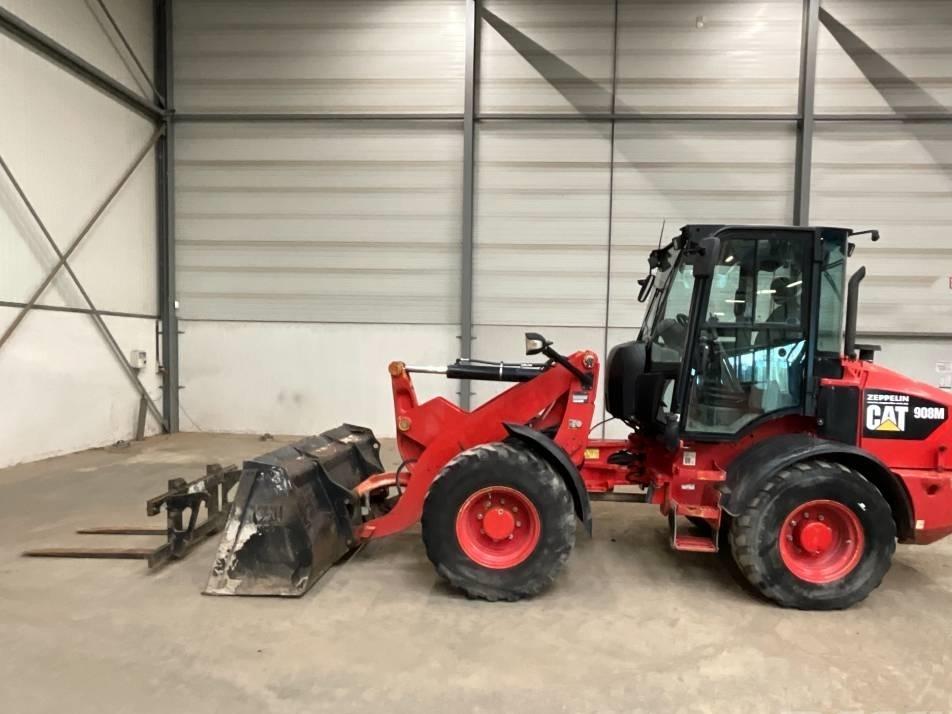 Incarcator frontal - CAT 908 M