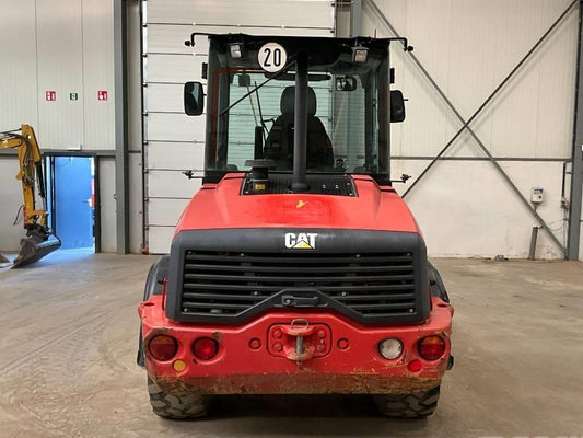 Incarcator frontal - CAT 908 M