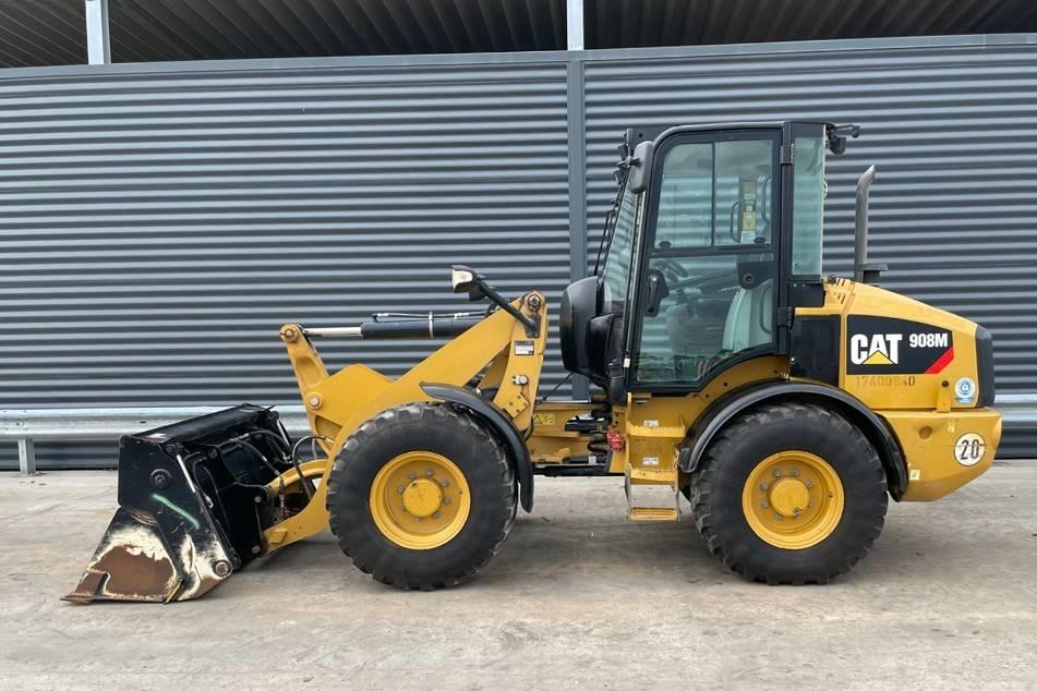 Incarcator frontal - CAT 908 M