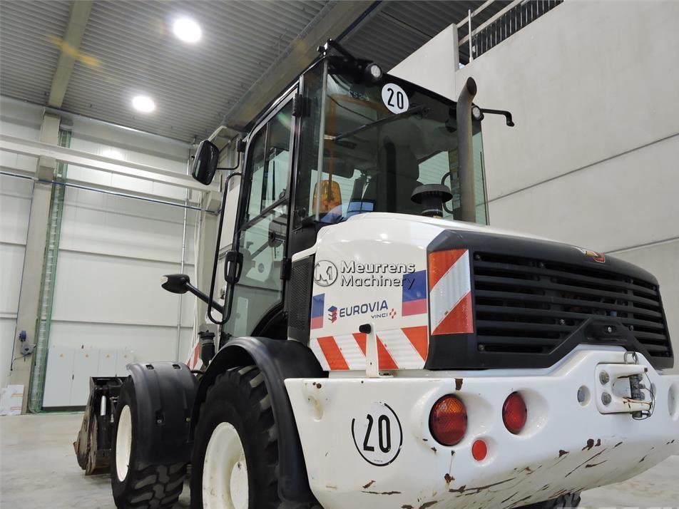 Incarcator frontal - CAT 908M + FORK