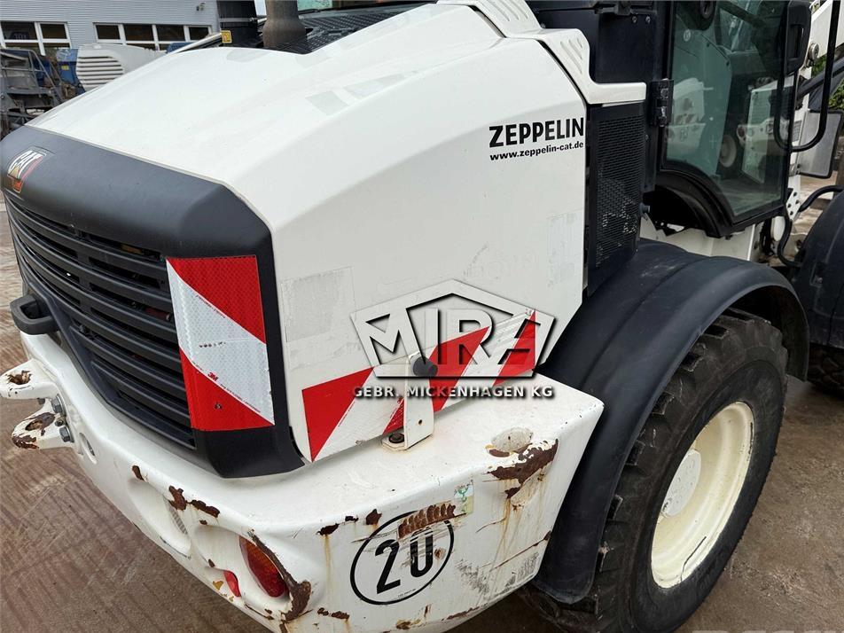 Incarcator frontal - CAT 908M